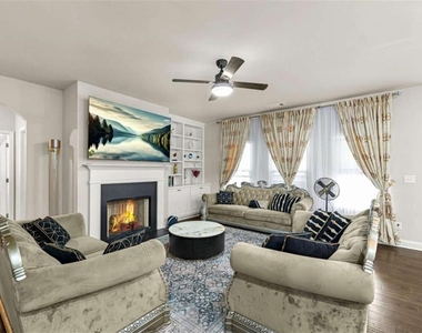 3748 Southfield - Photo Thumbnail 8