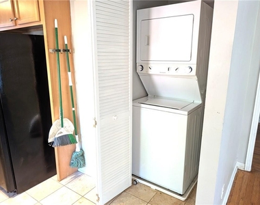 2641 Acadia Street - Photo Thumbnail 11