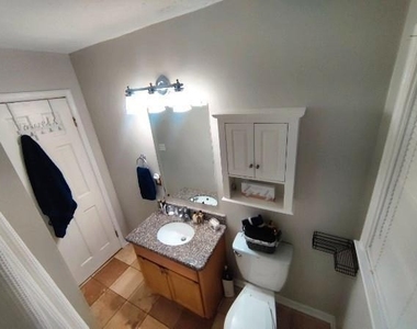 2641 Acadia Street - Photo Thumbnail 3