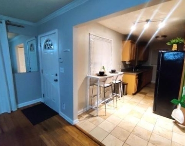 2641 Acadia Street - Photo Thumbnail 8