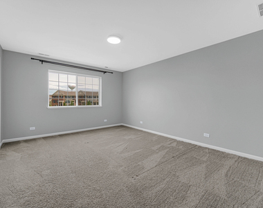 1537 Kraft Avenue - Photo Thumbnail 15