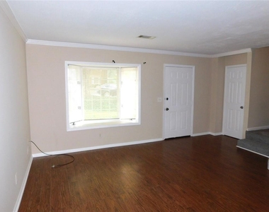 192 High Creek Drive - Photo Thumbnail 6
