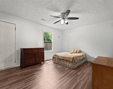 6338 Stablewood Way - Photo Thumbnail 19