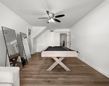 6338 Stablewood Way - Photo Thumbnail 17