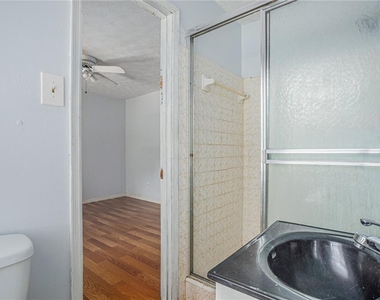 3660 Eagle Woods Circle - Photo Thumbnail 9