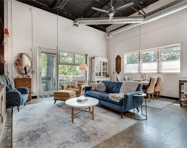 5200 Peachtree Road - Photo Thumbnail 15