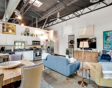 5200 Peachtree Road - Photo Thumbnail 19