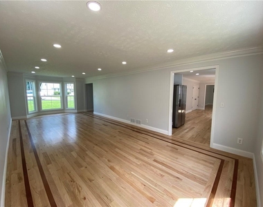 1855 Big Haynes Court - Photo Thumbnail 7