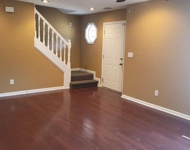 2777 Green Estates Drive - Photo Thumbnail 9