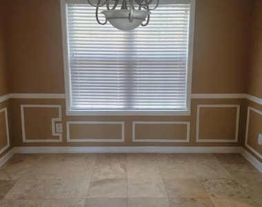 2777 Green Estates Drive - Photo Thumbnail 8