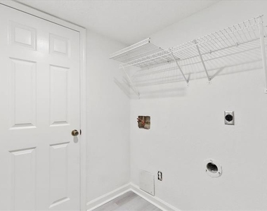 1714 Wynndowne Trail - Photo Thumbnail 3