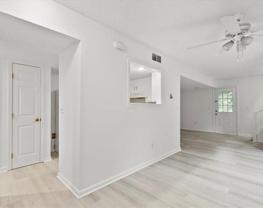 1714 Wynndowne Trail - Photo Thumbnail 2