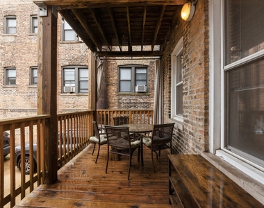954 W Cuyler Avenue - Photo Thumbnail 8