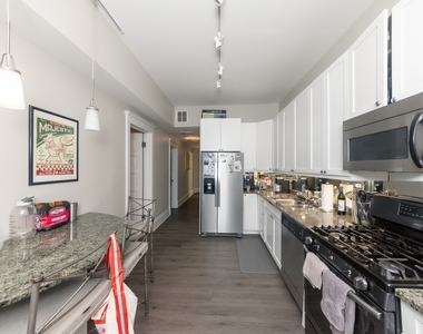 954 W Cuyler Avenue - Photo Thumbnail 6