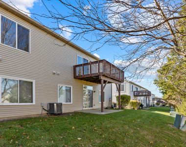 1638 Fredericksburg Lane - Photo Thumbnail 22