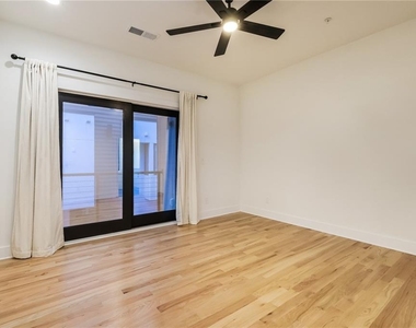 367 Parkway Drive Ne - Photo Thumbnail 9