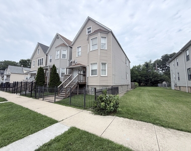 3008 E 81st Street - Photo Thumbnail 1