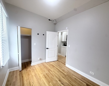 3008 E 81st Street - Photo Thumbnail 13