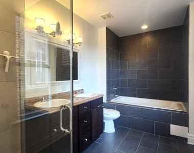 2330 W Erie Street - Photo Thumbnail 11