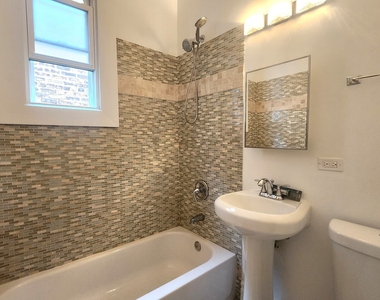 2330 W Erie Street - Photo Thumbnail 16