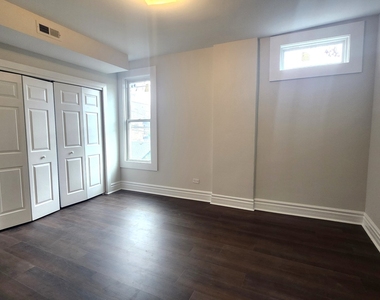 2330 W Erie Street - Photo Thumbnail 14