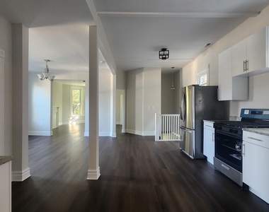 2330 W Erie Street - Photo Thumbnail 5