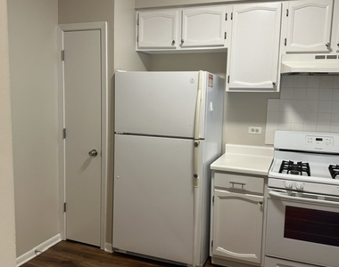 545 Woodcrest Drive - Photo Thumbnail 4