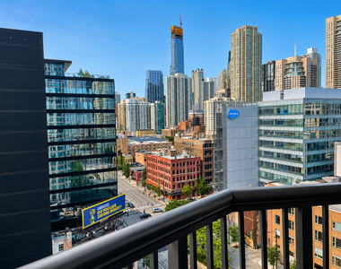 400 N Lasalle Street - Photo Thumbnail 12