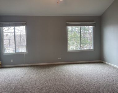 930 Mesa Drive - Photo Thumbnail 12