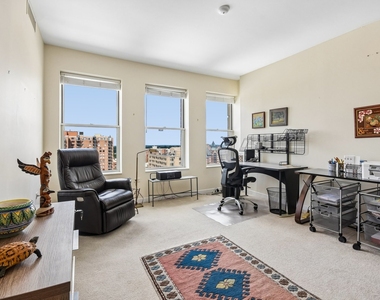 77 S Evergreen Avenue - Photo Thumbnail 18