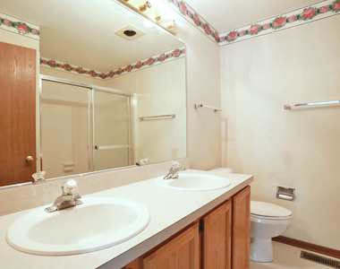 865 N Shady Oaks Drive - Photo Thumbnail 21
