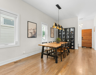 5047 W Winnemac Avenue - Photo Thumbnail 12
