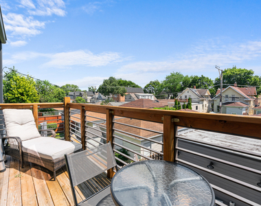 5047 W Winnemac Avenue - Photo Thumbnail 25