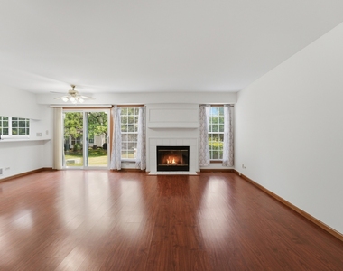1404 W Sapphire Drive - Photo Thumbnail 4