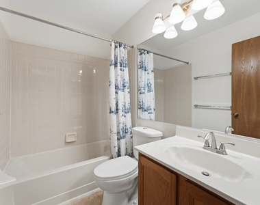 1404 W Sapphire Drive - Photo Thumbnail 18