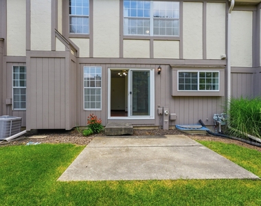 1404 W Sapphire Drive - Photo Thumbnail 35
