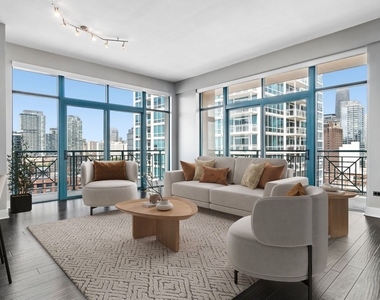 340 W Superior Street - Photo Thumbnail 2