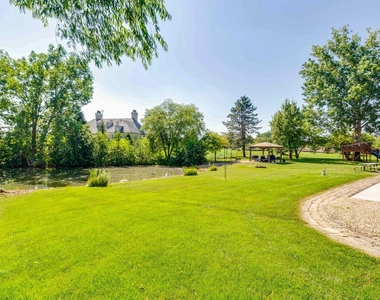 14 Pentwater Drive - Photo Thumbnail 36