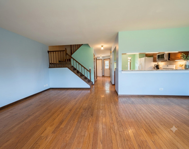 1696 Vermont Drive - Photo Thumbnail 3