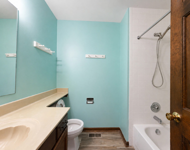 1696 Vermont Drive - Photo Thumbnail 17