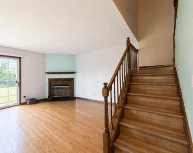 1696 Vermont Drive - Photo Thumbnail 7
