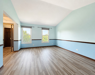 1696 Vermont Drive - Photo Thumbnail 8