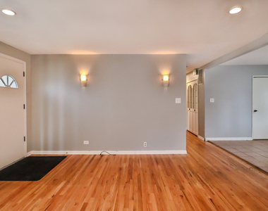 7119 Stanford Drive - Photo Thumbnail 10