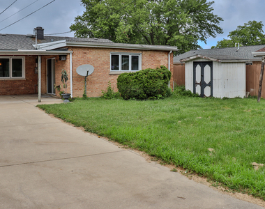 7119 Stanford Drive - Photo Thumbnail 7