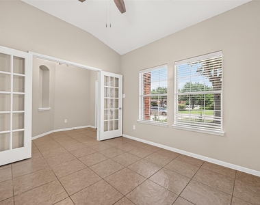 430 Dockside Terrace Lane - Photo Thumbnail 6