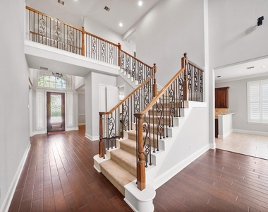 11531 Abriola Court - Photo Thumbnail 6