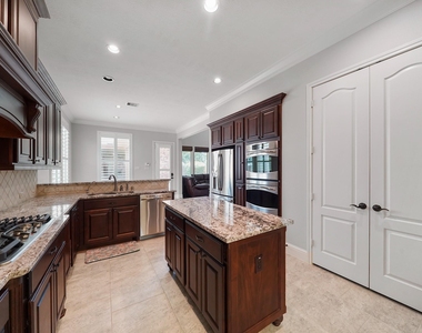 11531 Abriola Court - Photo Thumbnail 13