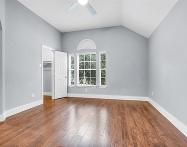 10626 Cortland Ridge Lane - Photo Thumbnail 33