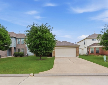 16763 N Blue Jay Lane N - Photo Thumbnail 7