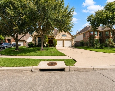 1815 Granite Field Lane - Photo Thumbnail 3